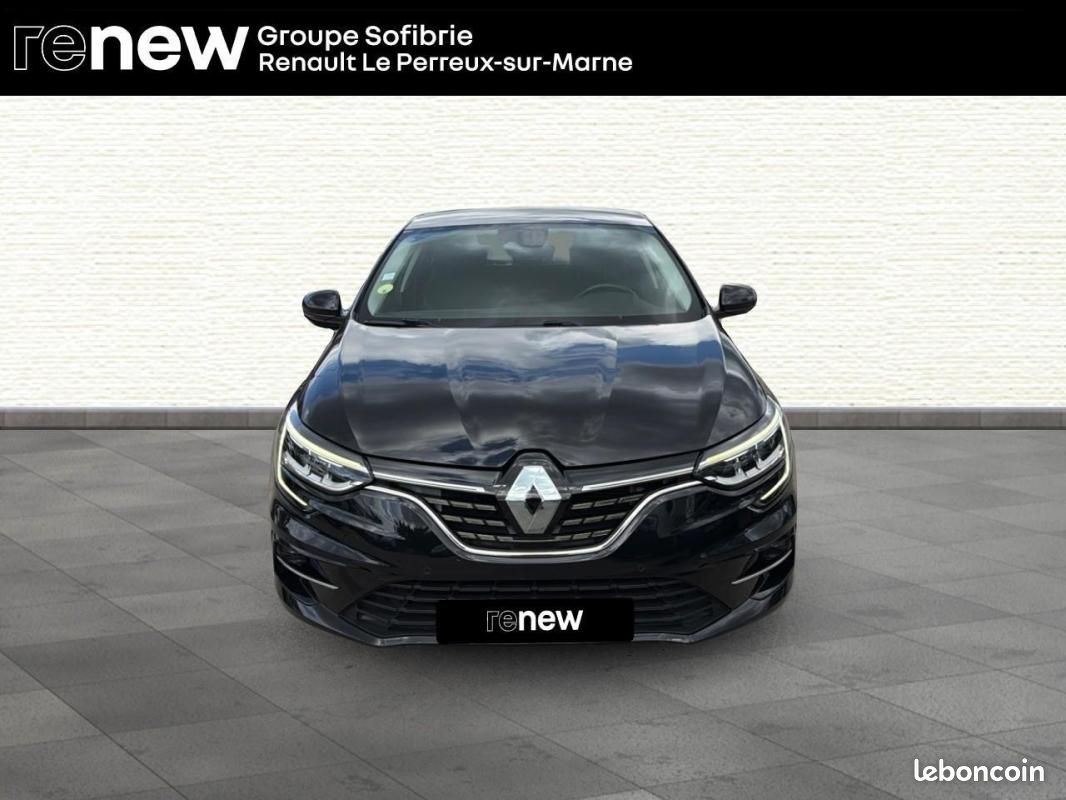 Renault Mégane IV BERLINE Blue dCi 115 - 20 Intens (image 2)