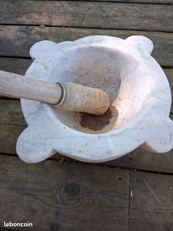 Mortier Et Pilon Ancien En Marbre Gris - Déco Cuisine Vintage