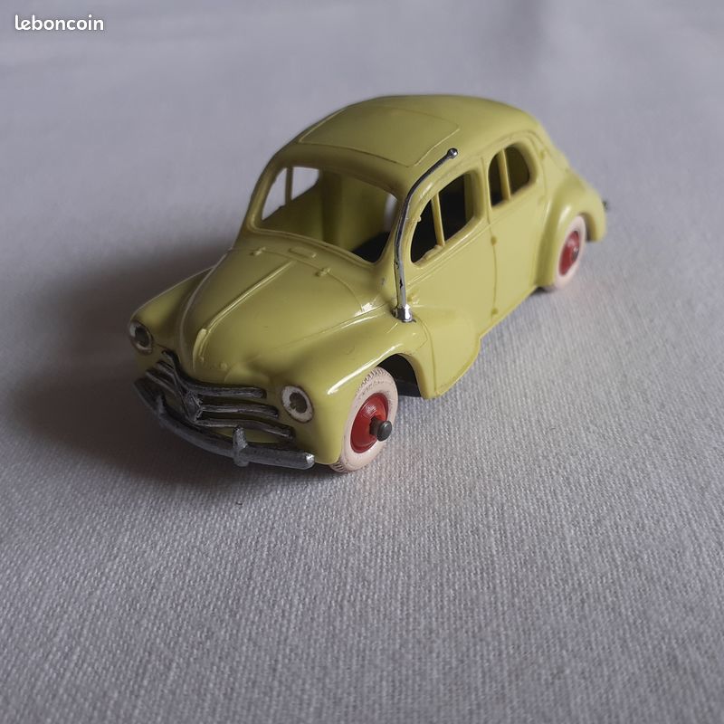 Norev - Renault 4cv équipée Sarrar R1060 1949