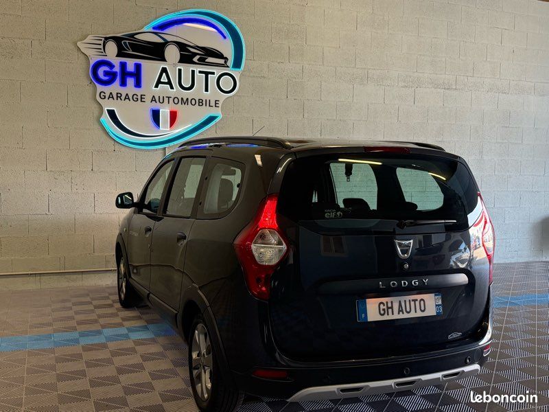 DACIA LODGY TCe 115 7 places Stepway, monospace (image 4)
