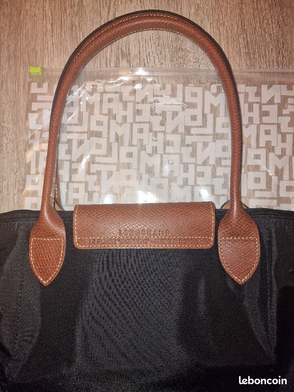 Sac longchamp pliage taille M noir Neuf Accessoires Bagagerie