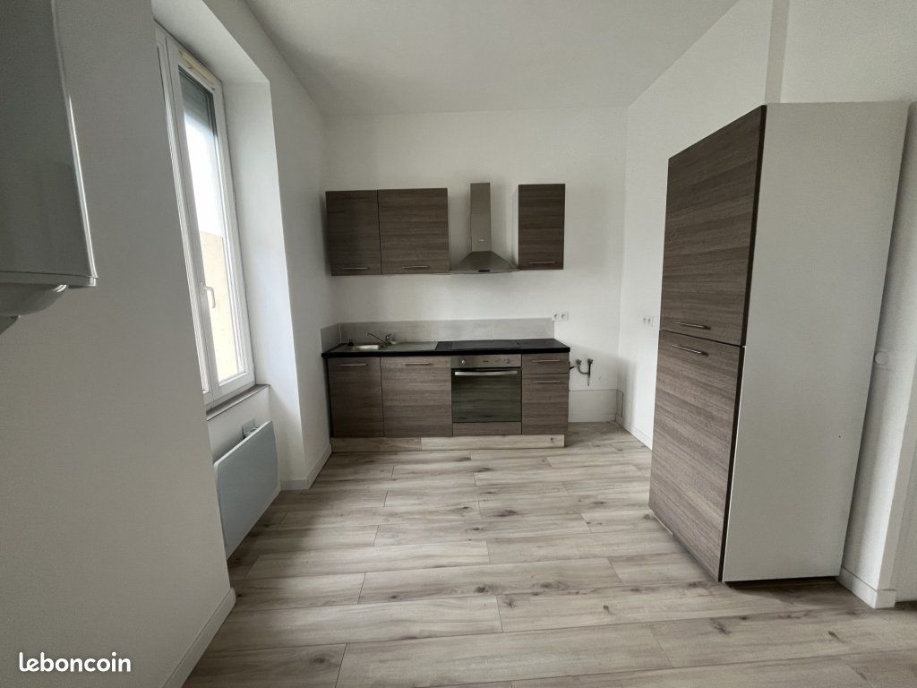 Appartement 3 pièces 70 m² · à Montbrison · 70 m² · 625 €