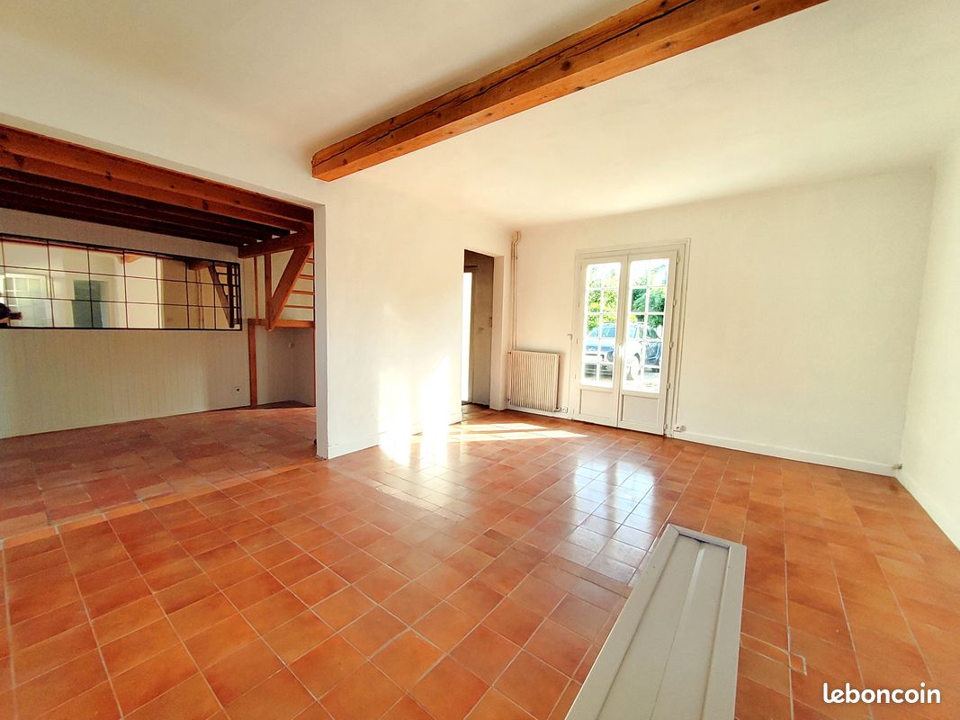 Maison 4 pièces 82 m² · à Andilly · 82 m² · 260 000 €