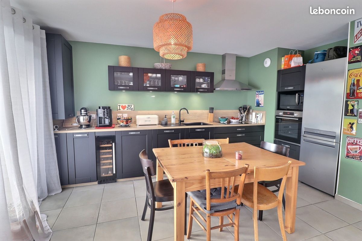 Appartement 3 pièces 62 m² · à Margencel · 62 m² · 275 000 €