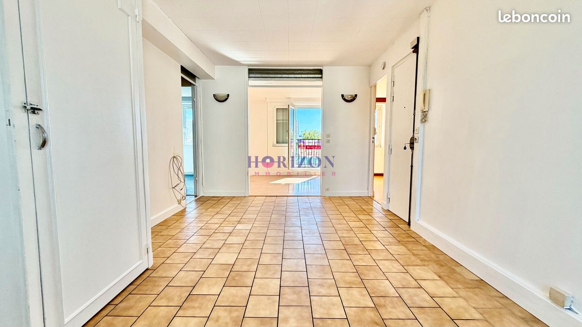 Appartement 3 pièces 54 m² · à Nanterre · 54 m² · 320 000 €