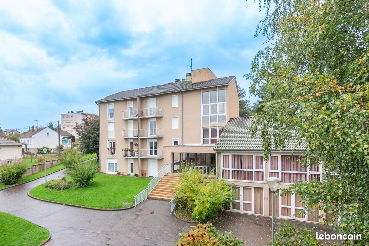Appartement 3 pièces 65 m² · à La Clayette · 65 m² · 490 €/mois