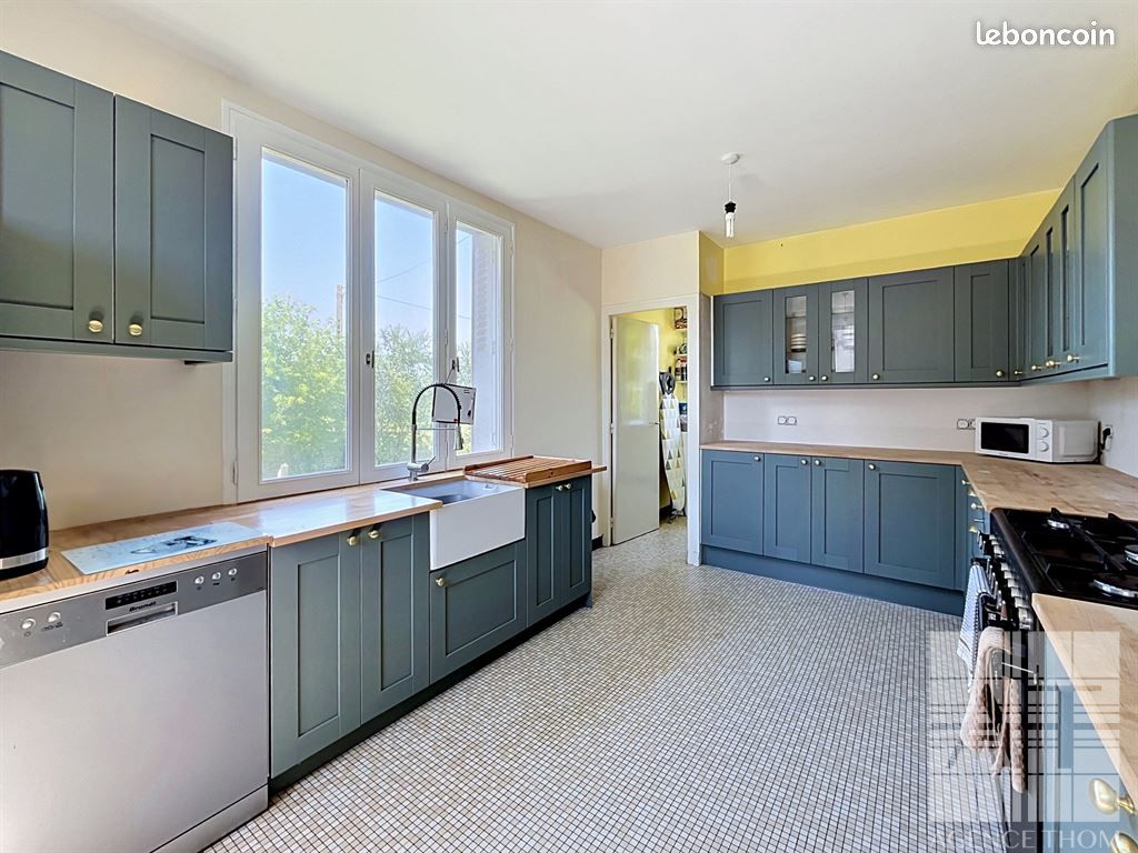 Propriété 10 pièces 219 m² (image 7)