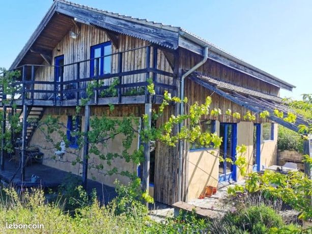 Maison bioclimatique dans le Lot