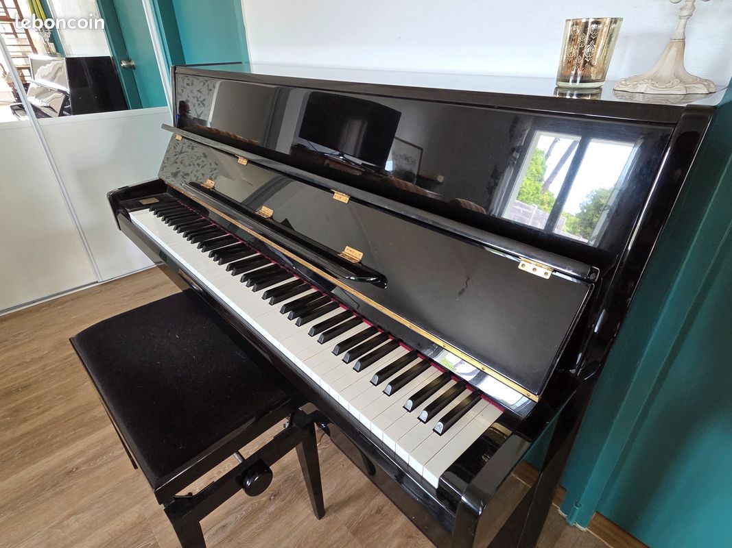 Piano droit samik (image 2)