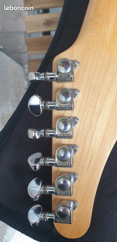 Washburn Mercury II Super-Strat (image 6)