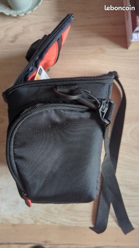 Sacoche Appareil Photo Reflex Case Logic DCB-306 – Gris – Occasion Bon état