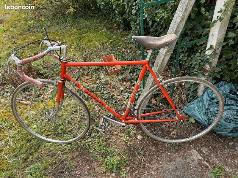 Velo de course PEUGEOT 103 - Lot 178