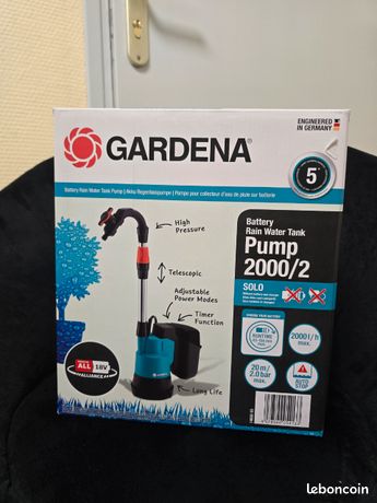 Gardena Pompe à Baril De Pluie Sans Fil 2000/2 18V P4A - 2000 L/h, Batterie Et Chargeur Inclus, Idéale Pour Arrosage Jardin Et Récupération Eau