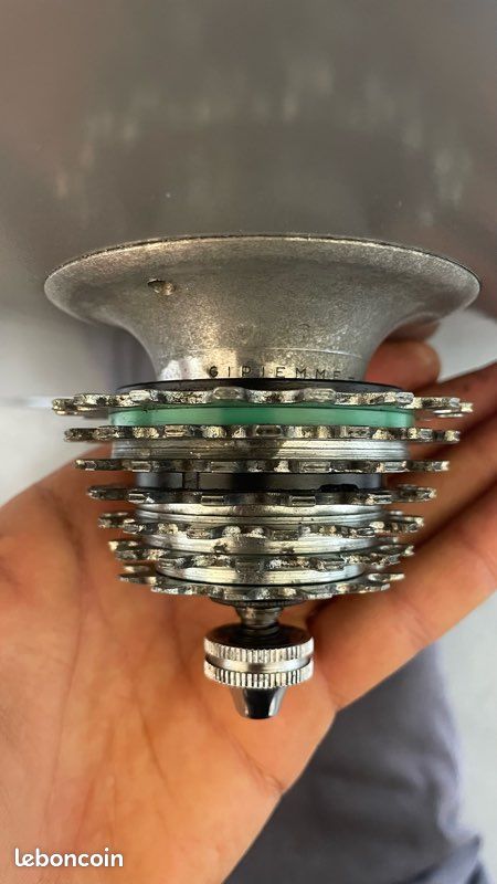 DABOMB Dabomb UFO Moyeux Arrière - Messier Bicyclettes inc