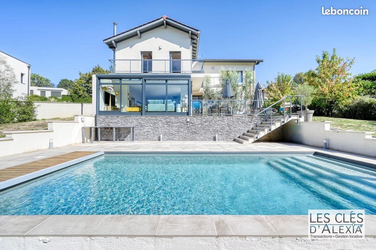 Maison 6 pièces 203 m² · à Saint-Didier-au-Mont-d'Or · 203 m² · 1 390 000 €
