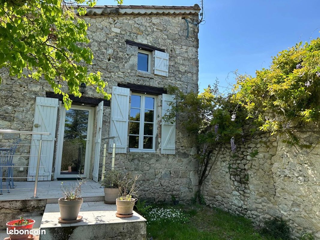 Maison 5 pièces 177 m² · à Beauville · 177 m² · 304 950 €