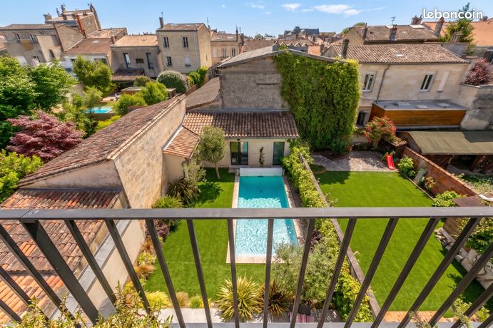 Maison 7 pièces 300 m² — 12