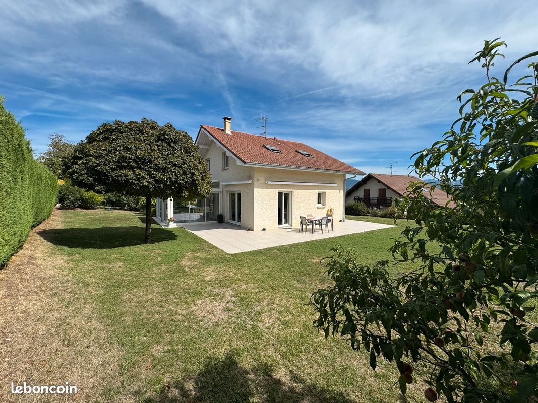 Maison 6 pièces 150 m² · à Pers-Jussy · 150 m² · 649 000 €