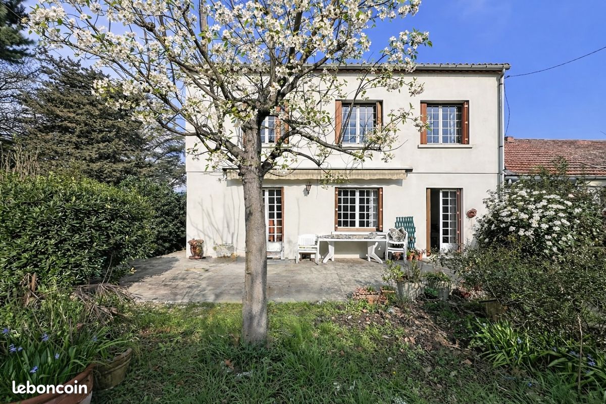Maison 7 pièces 132 m² · à Avignon · 132 m² · 245 000 €