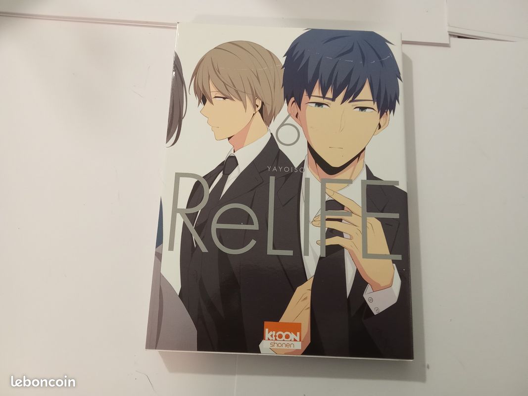 Lot de 5 Mangas ReLIFE tomes 1,2,3,4 et 6 (image 3)