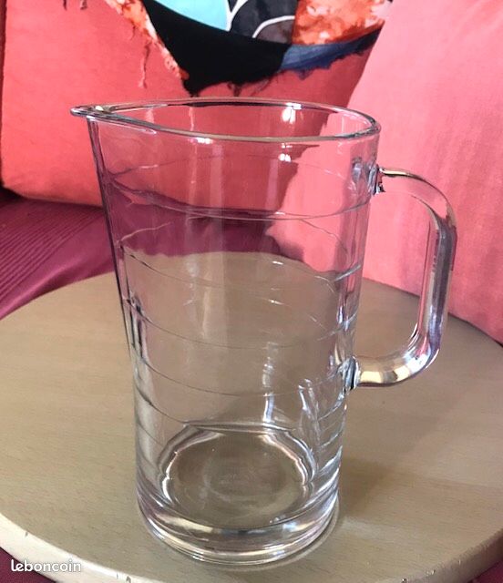 Carafe Pichet IKEA / 1 Litre . Comme Neuve (image 1)