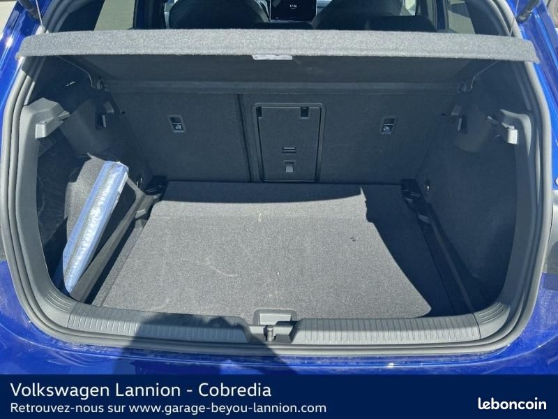 Volkswagen Golf 1.5 eTSI EVO2 150ch R-Line DSG7 (image 12)