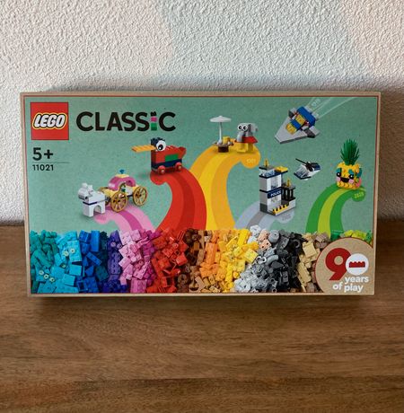 LEGO® Classic 90 ans de jeu (11021) - LEGO®