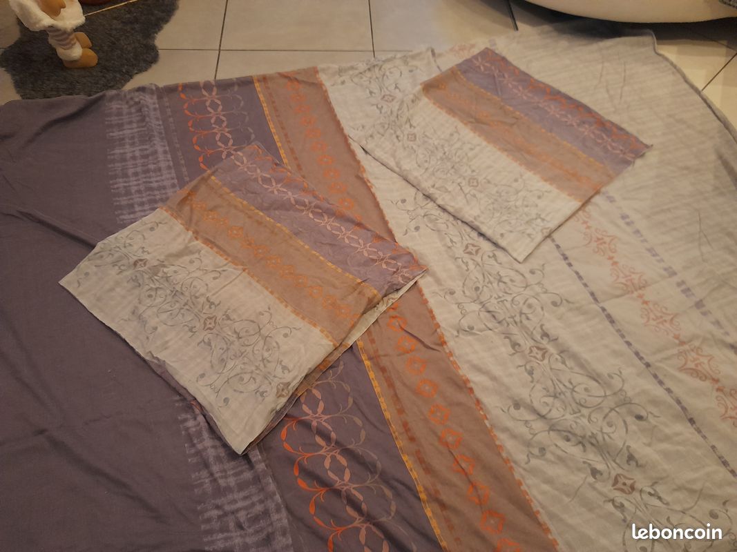 Parure de lit 2p grise orange violette Housse 230x210 et taie 65x65 Kanou42 (image 1)