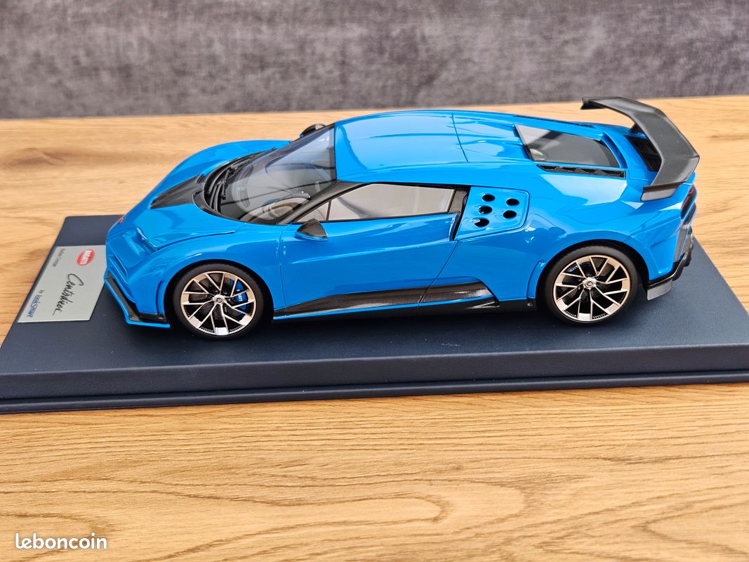 Modèle réduit Bugatti Centodieci 2023 à l'échelle 1/18