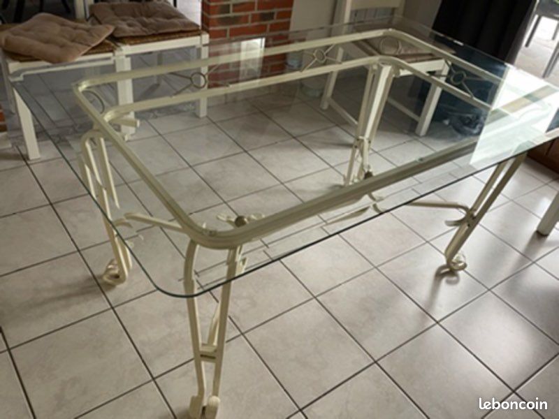 Table (image 5)