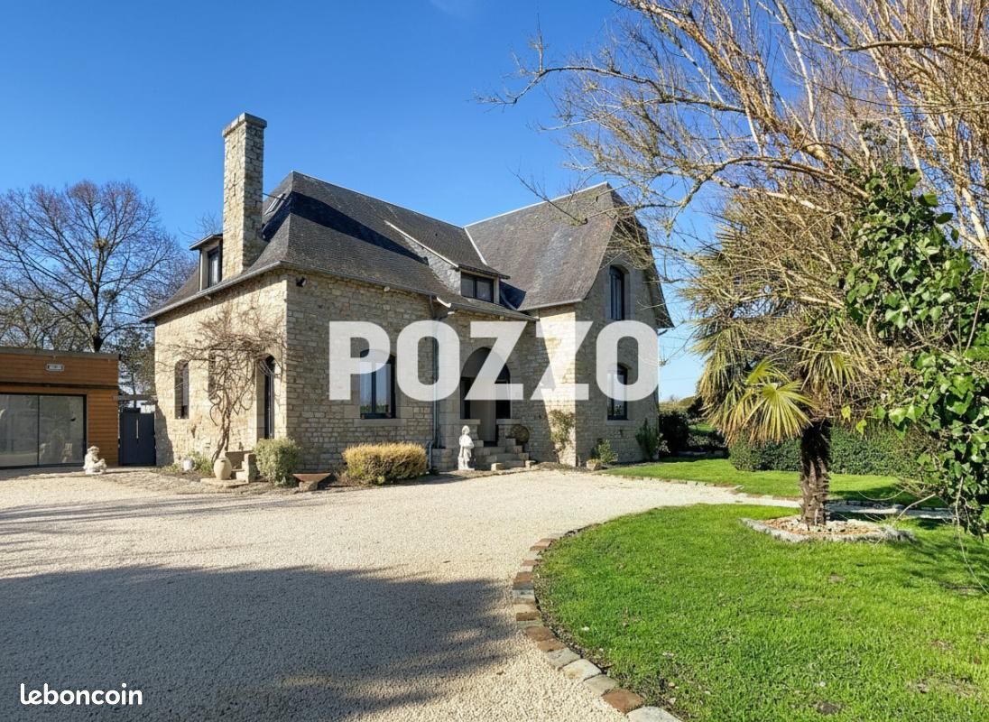 Maison 12 pièces 311 m² · à Pontorson · 311 m² · 892 500 €