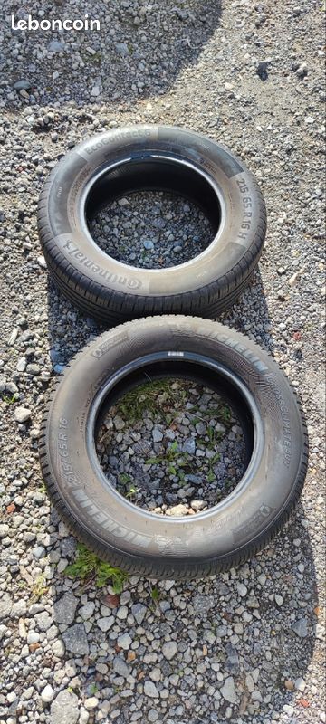 Pneus 215/65 R16 (image 1)