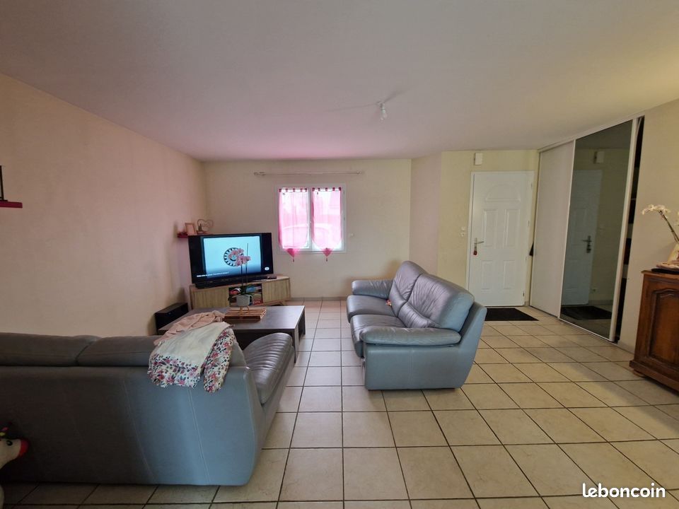 Maison 4 pièces 101 m² · à Chemillé-en-Anjou · 101 m² · 244 000 €