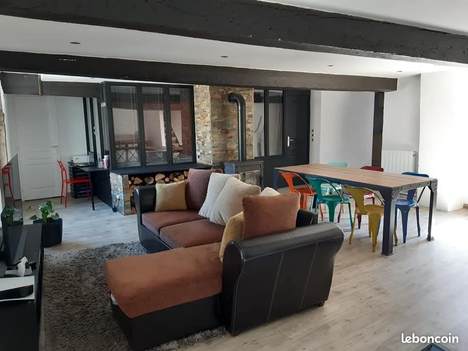 Appartement 6 pièces 125 m² · à Saint-Chamond · 125 m² · 845 €/mois