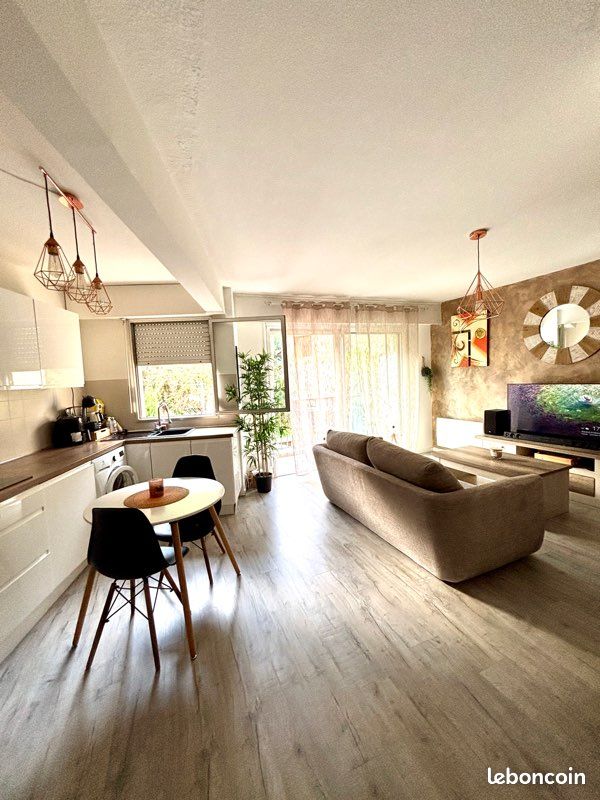 Appartement 1 pièce 35 m² · à Menton · 35 m² · 980 €/mois