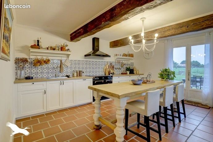 Ferme 6 pièces 230 m²