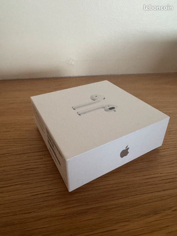 AirPods 2e génération : Son exceptionnel et liberté sans fil à petit prix (image 1)