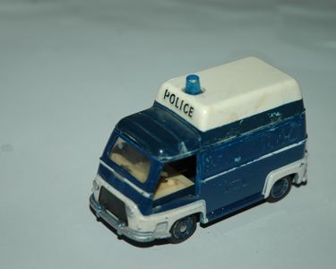 Estafette Valentine au 1/43 ème de Norev