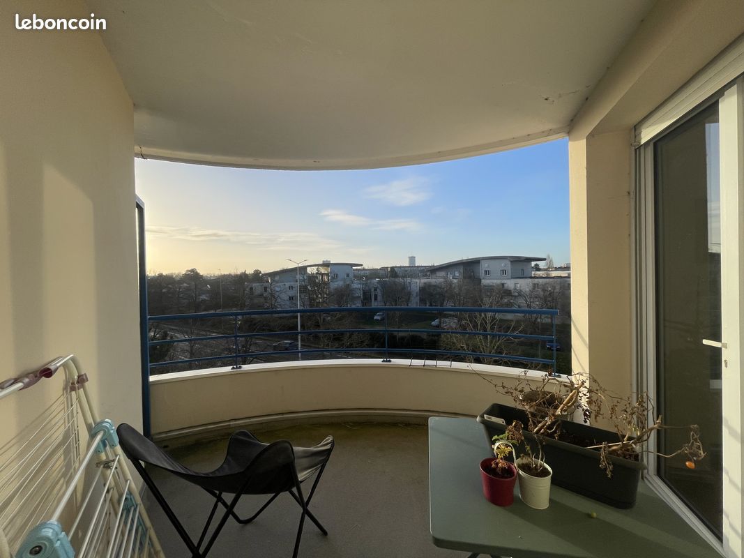 Appartement 3 pièces 73 m² · à Poitiers · 73 m² · 807 €
