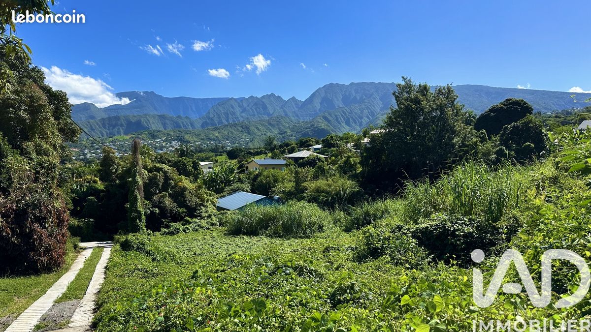 Terrain 993 m² · à Le Tampon · 993 m² · 160 000 €