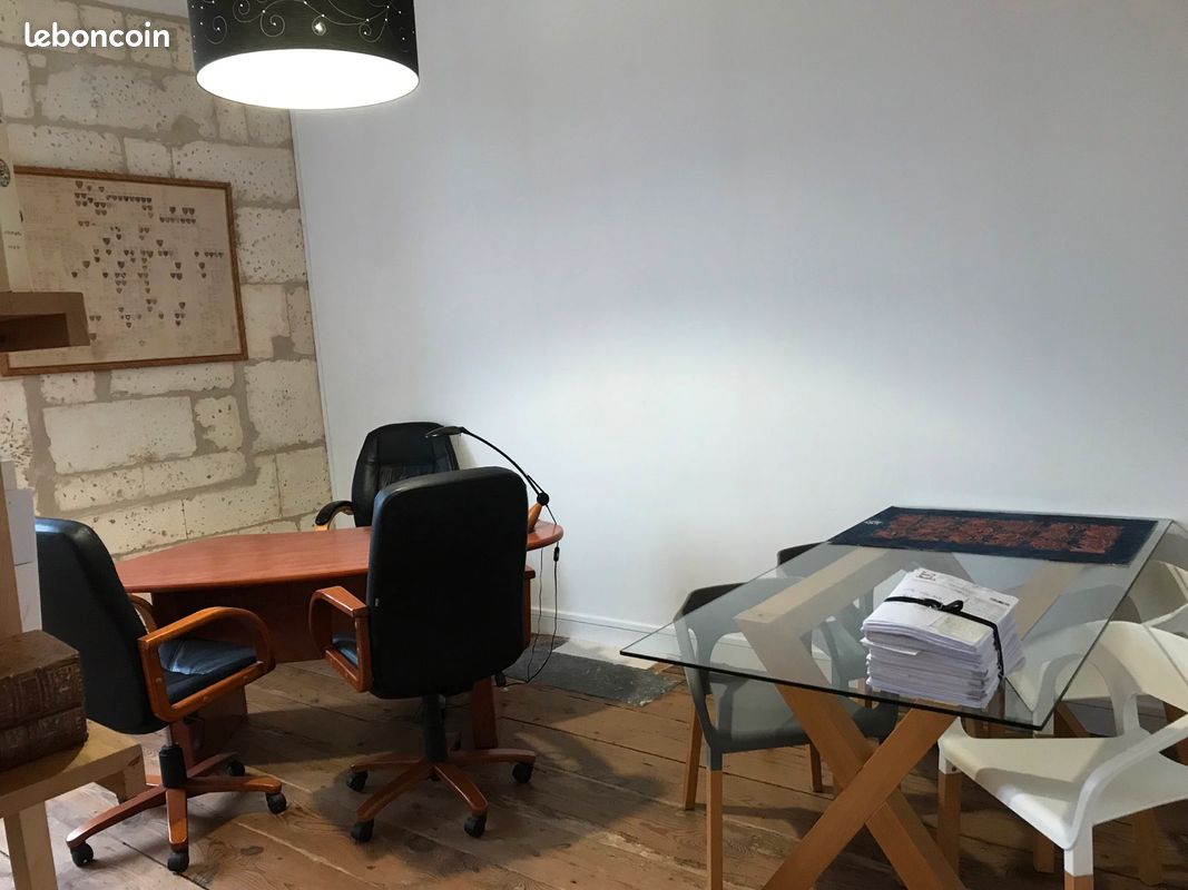 Bureaux à louer 100m2 centre-ville Saintes - Saintes 17100 (image 2)