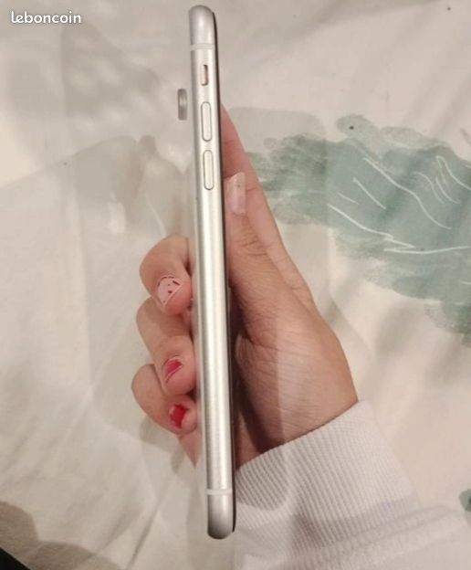 IPhone XR (image 5)