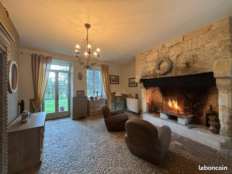 Propriété 12 pièces 303 m² (image 3)