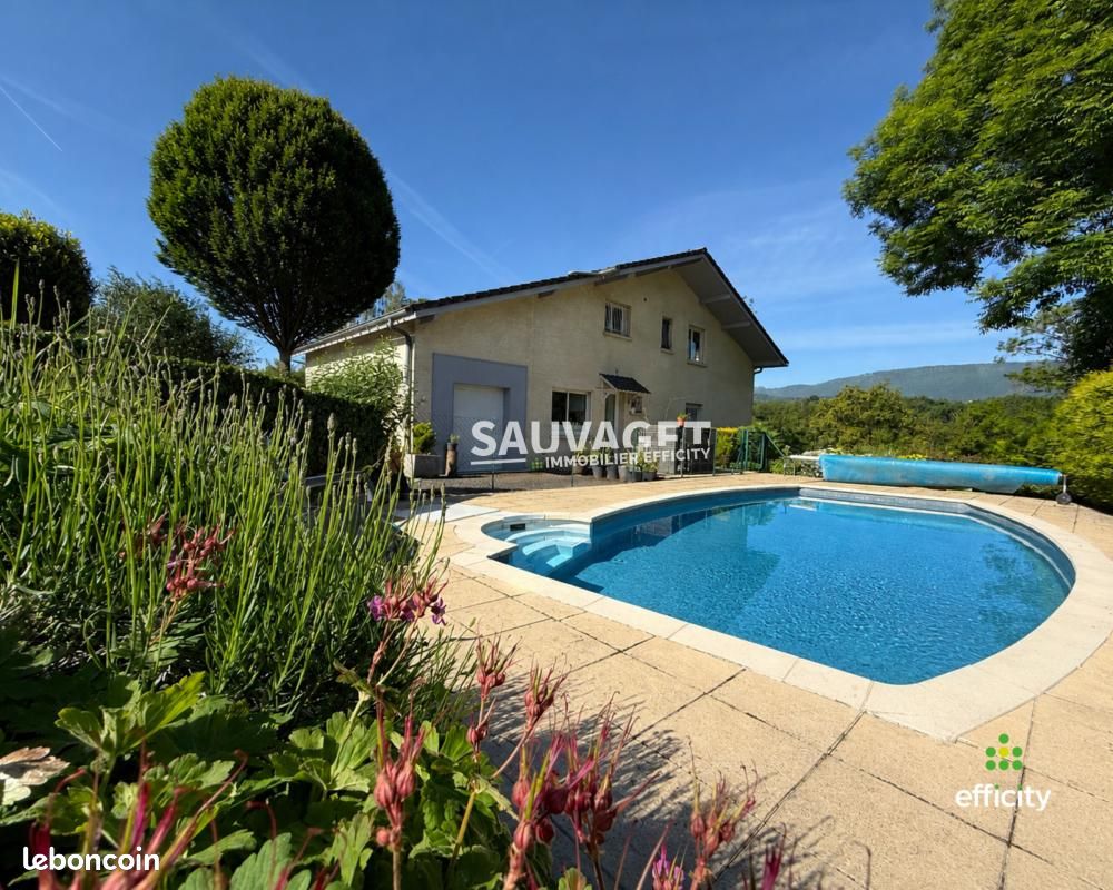 Maison 7 pièces 176 m² (image 1)