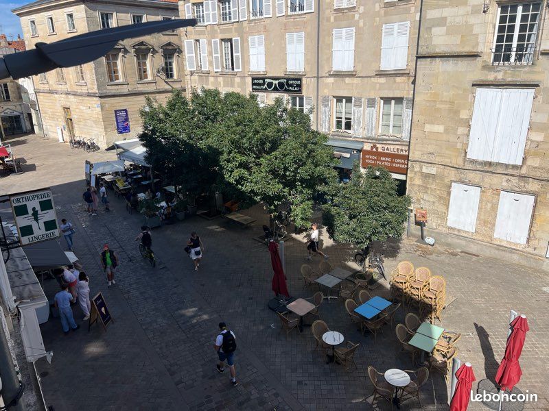 Appartement 1 pièce 14 m² · à Poitiers · 14 m² · 395 €