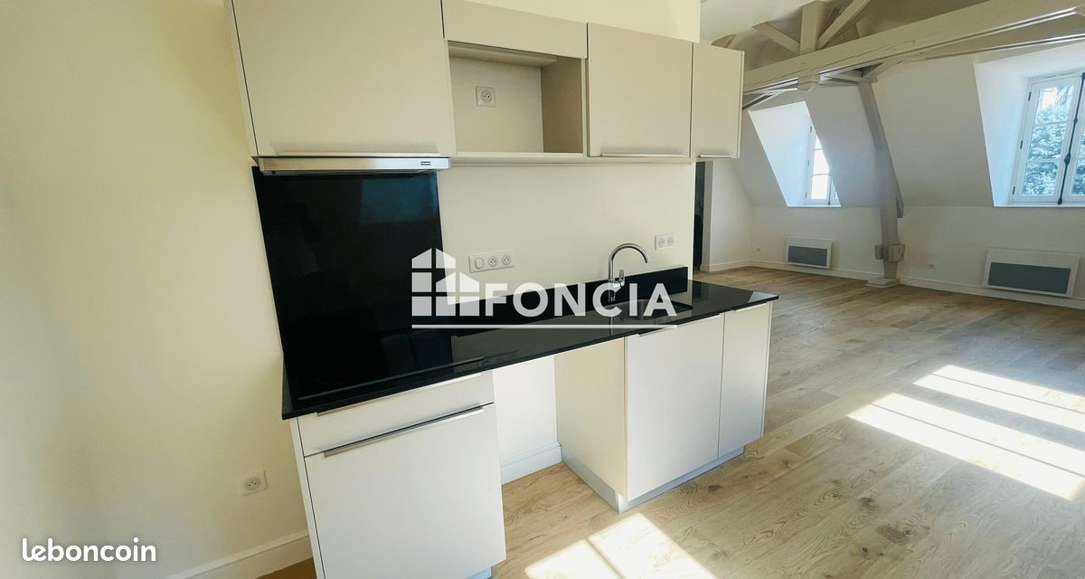 Appartement 3 pièces 83 m² · à Auxerre · 83 m² · 868 €/mois