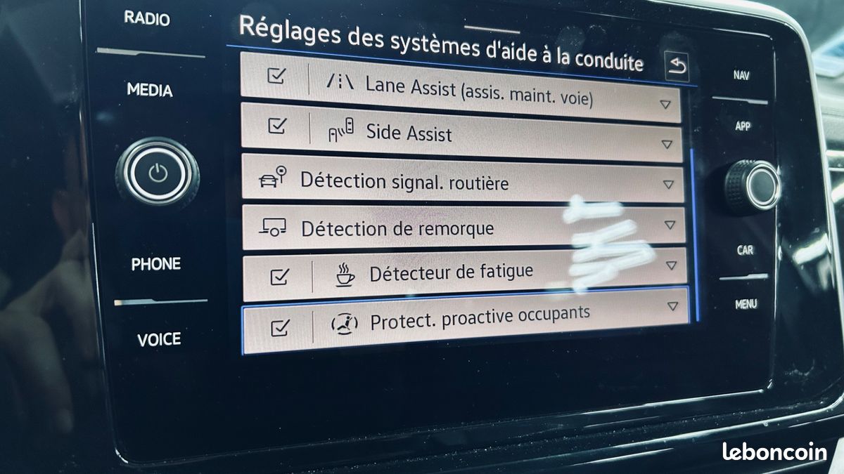 Volkswagen t-ROC 2.0 TDI 150 CH R-Line DSG+ CARPLAY+DIGITALCOCKPIT +CAMERA +ACC + GARANTIE 12 MOIS (image 36)