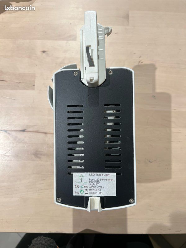 Spot LED sur rail blanc 4000K 3000lm (image 3)