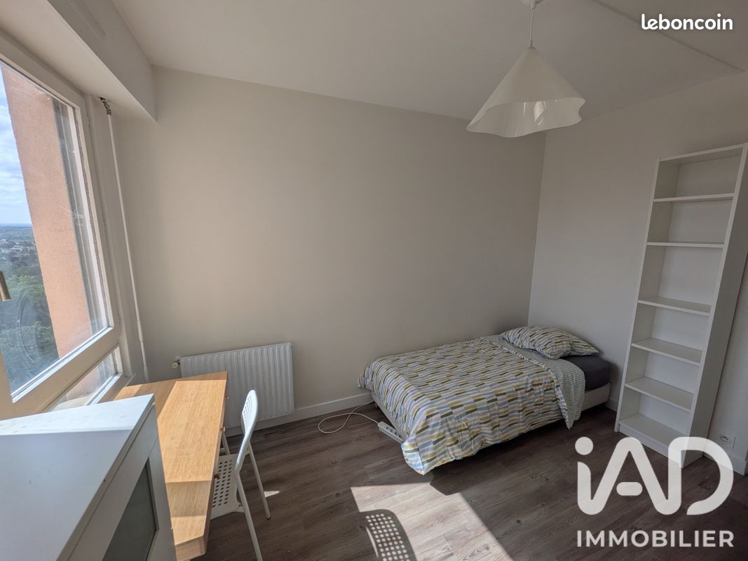 Appartement 1 pièce 10 m² · à Cergy · 10 m² · 450 €