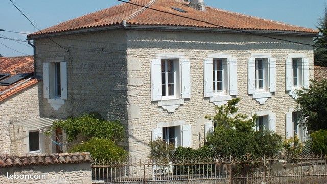 Maison 6 pièces 190 m² · à La Chapelle · 190 m² · 244 500 €